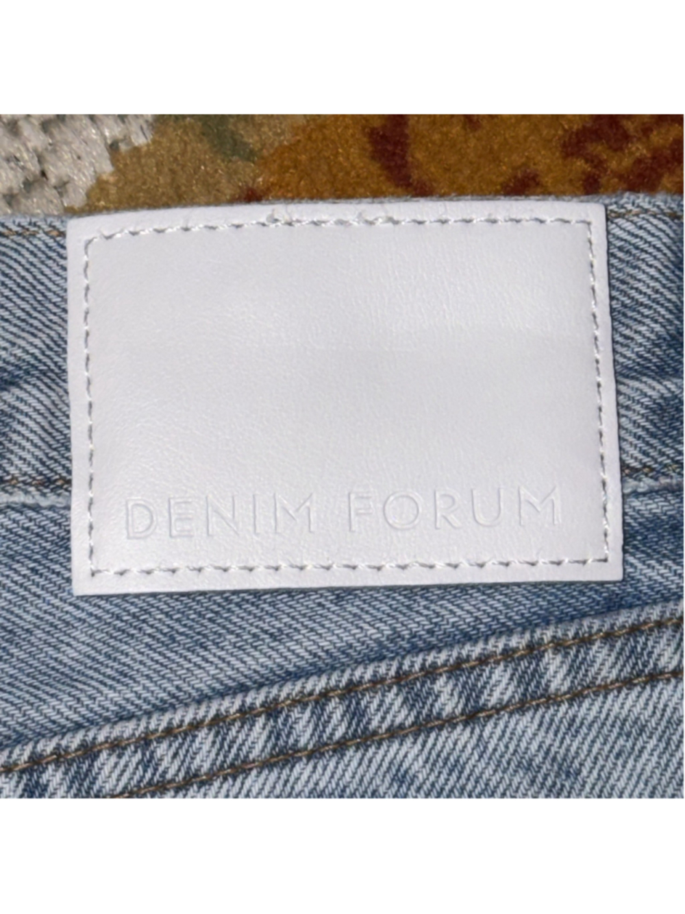 Aritzia denim forum the 90‘s mid rise cargo mini skirt size 24 NWOT - Picture 4 of 7